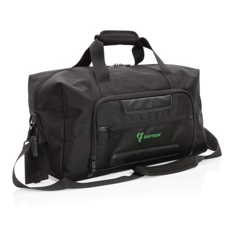 The Swiss Peak AWARE™ RPET Voyager weekend bag is a modern travel bag. Made from durable 1680D recycled polyester with rich PU details, the bag is a perfect companion for a weekend away. The travel bag has a roomy compartment and an internal zipper pocket. The front zipper pocket houses multiple pockets for handy internal organisation. Additional features are a luggage tag and RFID pockets. In short: an absolute must-have for a weekend away. The exterior is made from 1680D recycled polyester and the lining is 150D recycled polyester. With AWARE™ tracer that validates the genuine use of recycled materials. Each bag has reused 50.7 0.5L PET bottles. 2% of proceeds of each product sold containing AWARE™ will be donated to Water.org.<br /><br />PVC free: true