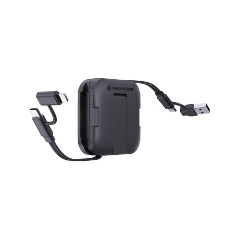 De ultieme alles-in-één oplaadoplossing. San Jose is een 100W telefoonhouder met een geïntegreerde intrekbare oplaadkabel die supersnelle stroom en gemak levert. Met zijn magnetische telefoonhouder en kickstand houdt de San Jose je telefoon veilig en rechtop in de perfecte hoek voor handsfree gebruik - of je nu video's bekijkt, videogesprekken voert of CarPlay gebruikt. De intrekbare RTPE-kabel is tot 100 cm uittrekbaar en biedt supersnel opladen, met ondersteuning voor een vermogen tot 100 W met de USB-C naar USB-C-kabel. Hij wordt ook geleverd met USB-A naar USB-C en USB-A naar iOS-connectoren, waardoor hij veelzijdig genoeg is om een ​​breed scala aan apparaten op te laden. Bovendien ondersteunt het gegevensoverdracht voor naadloze bestandssynchronisatie tijdens het opladen. San Jose is gemaakt met RCS (Recycled Claim Standard) gecertificeerde RABS & RTPE-materialen. Totaal gerecycled materiaal 59% op basis van het artikelgewicht. Urban Vitamin-artikelen zijn gemaakt zonder PVC.<br /><br />PVC free: true
