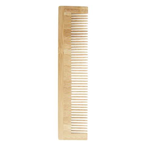 Les peignes en bambou sont la meilleure option pour tous les types de cheveux à la fois pour les hommes et les femmes, car ils permettent un glissement plus lisse à travers les cheveux sans les tirer ou les casser. Le bambou utilisé est sélectionné et produit selon des normes durables.
