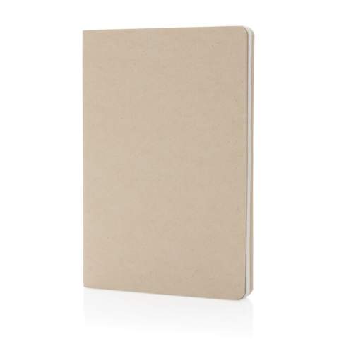 De Elowen A5 tree free notitieboek is perfect om je gedachten en inspiraties vast te leggen. De omslag is gemaakt van suikerrietpapier, terwijl de binnenpagina's een mix zijn van steen, bamboe en suikerrietpapier. Met 24 vellen/48 pagina's per papiersoort, elk met gelinieerde indelingen, biedt het voldoende ruimte voor je ideeën. Het notitieboek heeft zowel witte als bruine pagina's en wordt geleverd in een zachte kaft, verpakt in een FSC® kraft sleeve. Variaties kunnen voorkomen in kleur, textuur en krulling van de omslag. Dit wordt veroorzaakt door de natuurlijke eigenschappen van het suikerriet materiaal.<br /><br />NotebookFormat: A5<br />NumberOfPages: 144<br />PaperRulingLayout: Gelinieerde pagina's