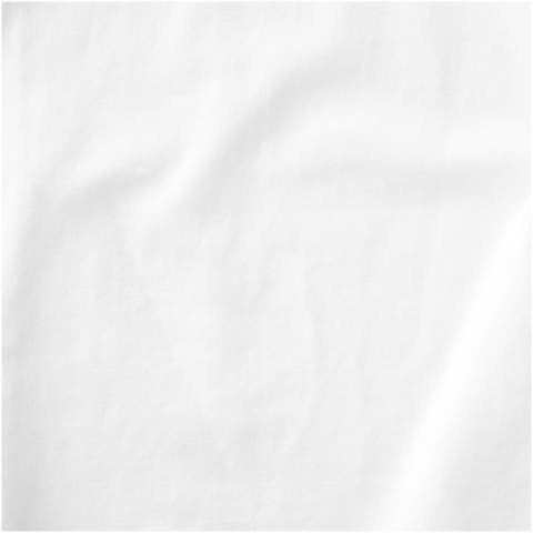 Das kurzärmelige GOTS-Bio-T-Shirt mit V-Ausschnitt für Damen von Kawartha ist eine stilvolle und nachhaltige Wahl. Das T-Shirt besteht zu 95% aus GOTS-zertifizierter Bio-Baumwolle mit einem Gewicht von 200 g/m2 und ist damit nicht nur gut für die Umwelt, sondern auch weich und angenehm zu tragen. Die 5% Elastan sorgen für eine weiche und dehnbare Passform. Mit seinem V-Ausschnitt und den kurzen Ärmeln ist dieses T-Shirt sowohl nachhaltig als auch modern. Die GOTS-Zertifizierung gewährleistet eine 100% zertifizierte Lieferkette vom Rohstoff bis zu unseren Drucktechniken und macht dieses Kleidungsstück zu einer umweltfreundlichen Wahl.