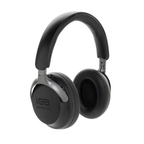 Casque sans fil ANC confortable et durable qui utilise la technologie BT5.3 pour une connexion ultra-fluide et une durée d'écoute extra-longue. Fabriqué avec du plastique recyclé certifié RCS (Recycled Claim Standard). Contenu recyclé total : 71 % sur la base du poids total de l'article. La certification RCS garantit une chaîne d'approvisionnement entièrement certifiée pour les matériaux recyclés. La conception des écouteurs au-dessus de l'oreille permet une expérience sonore parfaite. Conception pliable pour un rangement facile. La batterie lithium intégrée de 400 mah permet une autonomie de 20 heures et peut être entièrement rechargée en 2 heures. Distance de fonctionnement jusqu'à 10 mètres. Niveau ANC : 20 dB. Microphone inclus pour répondre aux appels téléphoniques. Câble de chargement en TPE recyclé certifié RCS inclus. Emballé dans un emballage FSC® mix.<br /><br />PVC free: true