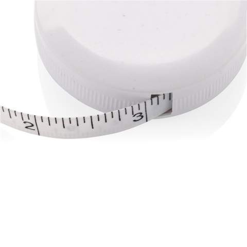 1.5m/60inch recycled plastic tape with return push button, for fitness and fashion. The case is made out of RCS certified recycled ABS plastic and fibreglass. Total recycled content: 64% based on total item weight. RCS certification ensures a completely certified supply chain of the recycled materials.  The tape is 8mm wide and retractable by button. Packed in FSC® mix packaging.<br /><br />TapeLengthMeters: 1.50