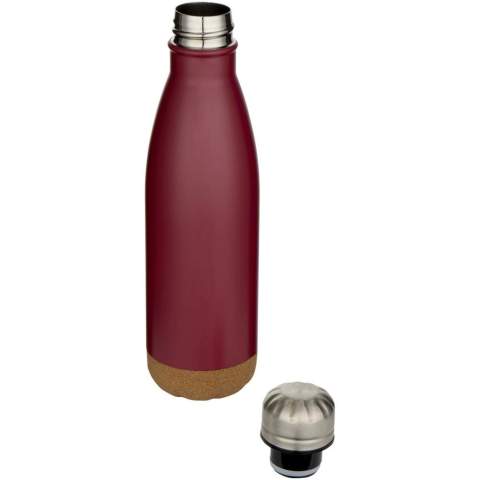 Vakuumisolierte Wasserflasche aus rostfreiem Stahl mit Korkdetails am Boden. Die doppelwandige Isolierung hält Getränke mehrere Stunden lang heiß oder kalt. Verpackt in einer Geschenkbox aus Recyclingkarton. Fassungsvermögen: 500 ml.