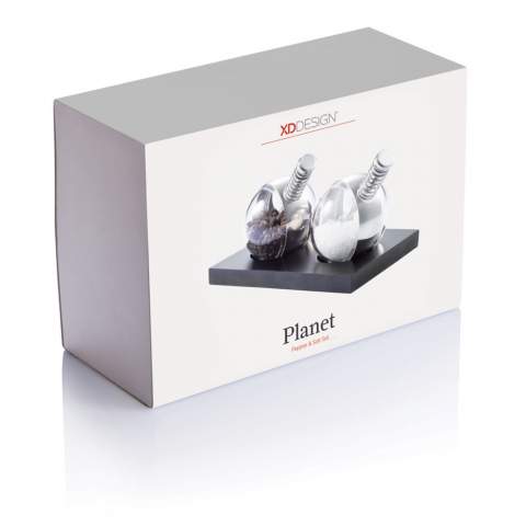 Planet is a stylish pepper and salt set that has a unique spring-action design in each grinder that allows convenient one-hand operation. As the globes are transparent it’s easy to see your sea salt and peppercorn levels. Registered design®