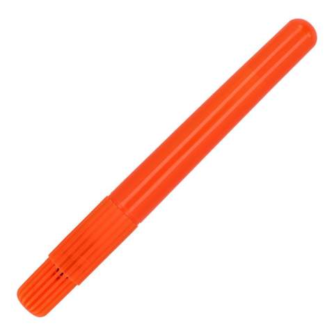 Dieser Textmarker, hergestellt in der EU, verfügt über eine runde Spitze für präzises Markieren, ideal zum Hervorheben von Schlüsseltexten oder Details. Seine lebendige Farbe sorgt dafür, dass wichtige Informationen klar herausstechen. Dieser Textmarker ist perfekt für Studenten, Fachleute oder jeden, der Genauigkeit in seinen Notizen benötigt.