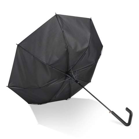Ce parapluie à crochet de 23 pouces est doté d'une poignée ergonomique unique au design carré et aux bords arrondis pour une meilleure prise en main. Il est doté d'une fonction d'ouverture automatique pour plus de commodité et d'une armature en fibre de verre durable, conçue pour des performances fiables par temps de pluie.
