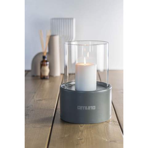 Gusta candleholder with removable glass and ceramic base. With its sleek and sturdy design, this candleholder creates a decorative atmosphere. For indoor and outdoor use. Each item is individually boxed.