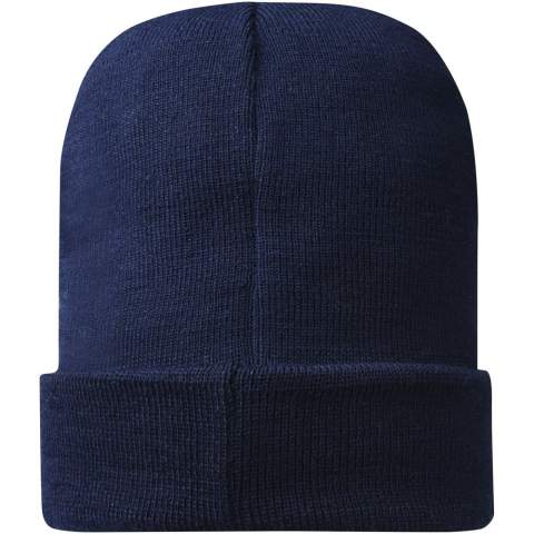 Le bonnet Hale est fabriqué en fibre Polylana®, une alternative à faible impact aux fibres 100 % acryliques et laine, qui permet d'économiser de l'eau et de l'énergie et de réduire les émissions de CO2 lors de la production et de la teinture. Par rapport à la fibre acrylique, chaque bonnet Hale permet de réaliser les économies suivantes : 2,77 litres d'eau, 5,16 MJ d'énergie et 0,06 kg de gaz à effet de serre (CO2). Les économies d'impact sont basées sur des données d'analyse du cycle de vie (ACV) validées. Fabriqué en tricot côte 1x1 avec de la fibre Polylana® et de l'acrylique avec une densité de 12 jauges. Le choix idéal pour ceux qui apprécient la mode tout en respectant l'environnement.