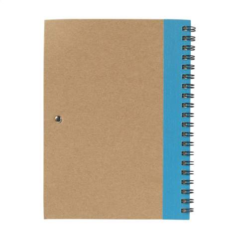 Milieuvriendelijk notitieboekje van gerecycled materiaal met ca. 70 vel/140 pagina's crèmekleurig, gelinieerd papier (70 g/m²), kartonnen omslag. Gebonden in een sterke, metalen wire-o-binding. Incl. blauwschrijvende balpen.