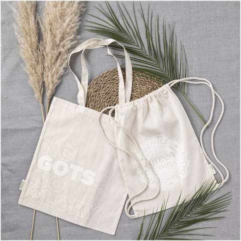 Sustainable drawstring bag with a large main compartment and cotton drawstring closure to keep all belongings safe and secure. This bag is made in India with GOTS certified 100 g/m² organic cotton and is OEKO-Tex certified. With a resistance up to 5 kg weight, this bag is made to last and suitable for daily use.  