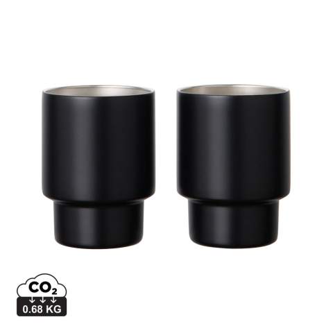 Savourez chaque gorgée avec le mug Nagano, soigneusement fabriqué à partir d'acier inoxydable recyclé certifié RCS. Ce mug allie simplicité et modernité, incarnant l'essence du design scandinave. Avec sa taille pratique (160ml) et sa forme empilable, il est parfait pour un usage quotidien et facile à ranger. La double paroi permet de maintenir la température de votre boisson plus longtemps. Ne passe pas au lave-vaisselle ou au micro-ondes, laver à la main uniquement. Certifié par RCS (Recycled Claim Standard), la certification RCS garantit que l'ensemble de la chaîne d'approvisionnement en matériaux recyclés est certifiée. Le contenu recyclé total est basé sur le poids total du produit. Ce produit contient 40 % d'acier inoxydable recyclé certifié RCS.<br /><br />HoursHot: 1<br />HoursCold: 3
