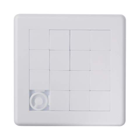 Taquin/puzzle (blanc) carré. Grande surface de marquage. Marquage digital (quadri) sur toute la surface possible. Avec le marquage digital, le prix reste le même peu importe le nombre de couleurs de marquage. Fabriqué dans une usine audité BSCI. Tous nos produits sont testés et certifiés, et répondent  aux normes sociales. 