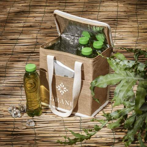 WoW! Solid shopping/cool bag made from a combination of sturdy jute and cotton material with insulated inner. This bag has a zip closure and front pocket offering extra storage space. With woven cotton handles this bag is Suitable as a shopping bag, cool bag or beach bag. OEKO-TEX® certified. Capacity approx. 8 litres.