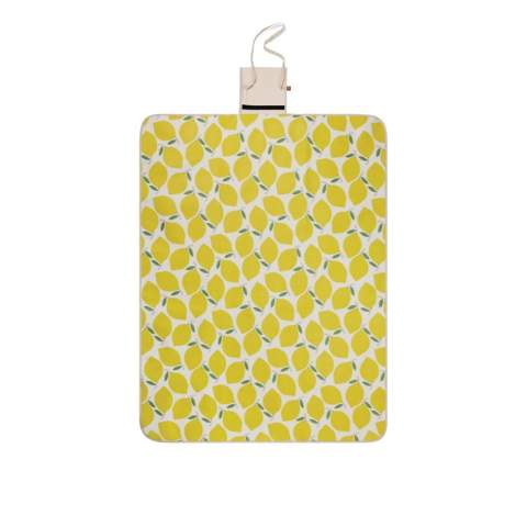 Elevate your outdoor adventures with this GRS certified recycled PET picnic blanket. Featuring a soft fleece surface with a lively lemon pattern and convenient water repellent PEVA backing. The smart design with a cotton canvas flap and long handle, makes the blanket easy to fold and carry, perfect for both the beach or the park. Certified by GRS (Global Recycled Standard), GRS certification guarantees that the entire supply chain of the recycled materials is certified. The total recycled content is based on the overall product weight. This product contains 51% GRS certified recycled PET.