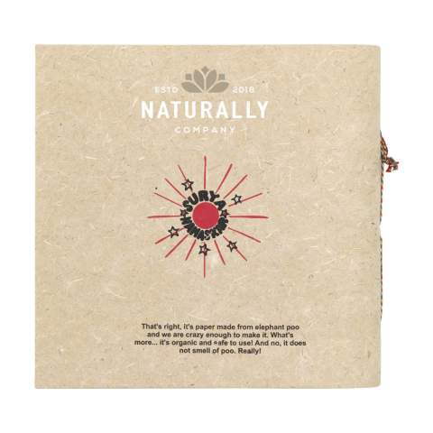 WoW! Organisch notitieboekje met een cover en papier gemaakt van olifantenpoep. Het notitieboekje heeft een 400 grams cover en bevat ca. 96 vel/192 pagina's gerecycled, houtvrij, blanco papier (100 g/m²). Het is veilig te gebruiken en het ruikt uiteraard niet naar poep. De voordelen van het gebruik van dit mestpapier: minder ontbossing, minder gebruik van chemicaliën bij de natuurlijke productie, hergebruik van water na de papierproductie en minder afval.    Eén olifant produceert elke dag 500 kg mest, genoeg om 1000 vellen A4-papier, 20 tijdschriften of 150 draagtassen te maken. Optioneel: Per stuk met kraft sleeve.