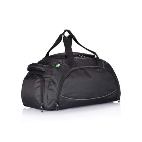 600D ripstop, zippered front pocket with organisers inside, side pocket, shoe pocket, webbing handles and shoulder strap, 4 stand feet on base, PVC free.<br /><br />PVC free: true