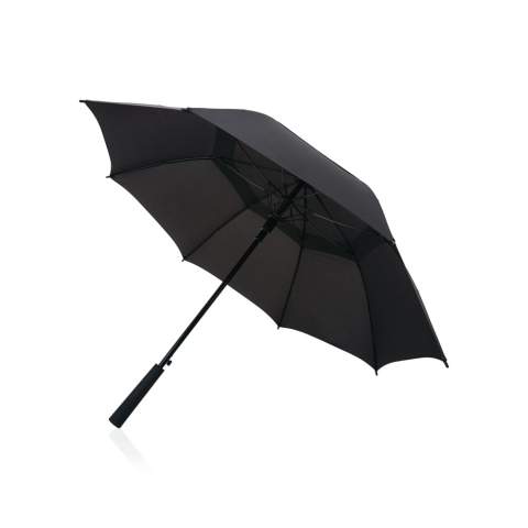 Parapluie tempête 23 pouces Swiss Peak AWARE™ Tornado en rPET pongé 190T. Son ouverture automatique/fermeture manuelle et son système coupe-vent offrent facilité d'utilisation et fiabilité. Avec un manche en métal et une armature en fibre de verre, ce parapluie est solide et durable. La poignée droite en caoutchouc ABS offre une prise en main confortable, et il est livré dans une boîte cadeau Swiss Peak FSC kraft. Avec le traceur AWARE™ qui valide l'utilisation authentique de matériaux recyclés. 2% des recettes de chaque produit Aware™ vendu seront reversés à Water.org.<br /><br />UmbrellaMechanism: Ouvrir automatiquement, fermer manuellement<br />IsStormproof: true