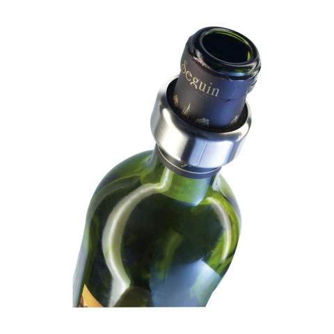 2-piece wine gift set: matte steel waiters friend and drip catcher. Items supplied as a set with, each set individually boxed.
