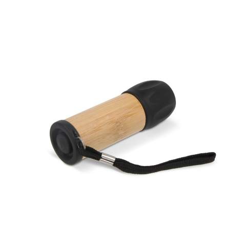 Découvrez l'éclairage écologique avec notre lampe de poche torche ! Fabriquée à partir de R-ABS et de bambou durables, c'est un choix lumineux pour les aventures en plein air et la planète. Préparez-vous à éclairer votre chemin de manière responsable et avec style.
