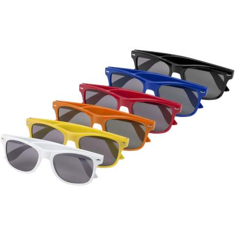 These sustainable retro-designed sunglasses are the ideal promotional giveaway during summer festivals, events or other sunny outdoor activities. Thanks to the recycled PET plastic material, the sunglasses are lightweight and comfortable to wear. This eyewear conforms to EN ISO 12312-1, has UV400 lenses which are rated as Category 3, making it the perfect choice for protection against bright sunlight. 