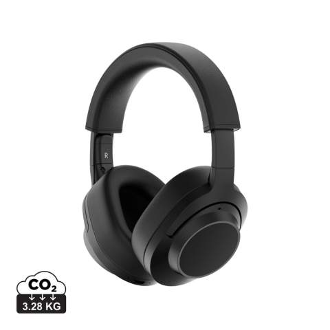 Une qualité sonore incroyable, un concept durable et reparable se rencontrent dans le casque audio Irvine. Irvine est un casque haut de gamme conçu pour durer plus longtemps que votre casque ordinaire. Avec une réparation facile, vous pouvez facilement remplacer les coussinets, l'arceau et même la batterie si nécessaire.  Avec technologie ANC qui peut se désactiver en un simple clic. Équipé de 5 microphones ENC et d'une assistance vocale pour améliorer encore plus la qualité des appels. Mode double connection pour se connecter à plusieurs appareils à la fois. Durée d'autonomie de 40 heures  avec une seule charge. Les écouteurs sont fabriqués en plastique PC recyclée. Contenu recyclé total: 32 % sur la base du poids total de l'article. La certification RCS garantit une chaîne d'approvisionnement entièrement certifiée pour les matériaux recyclés. Sans PVC. Emballé dans un emballage réduit en plastique.<br /><br />PVC free: true
