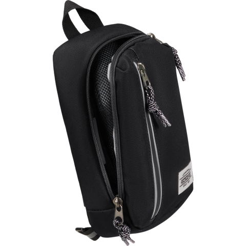 Ontdek BrightUp, jouw nieuwe must-have voor in de stad, op de campus of tijdens outdoor avonturen. De rugzakken hebben verschillende handige kenmerken zoals een verborgen vak, een flessenhouder en een laptopvak. Je zult je afvragen hoe je ooit zonder een van deze fantastische rugzakken hebt kunnen leven.