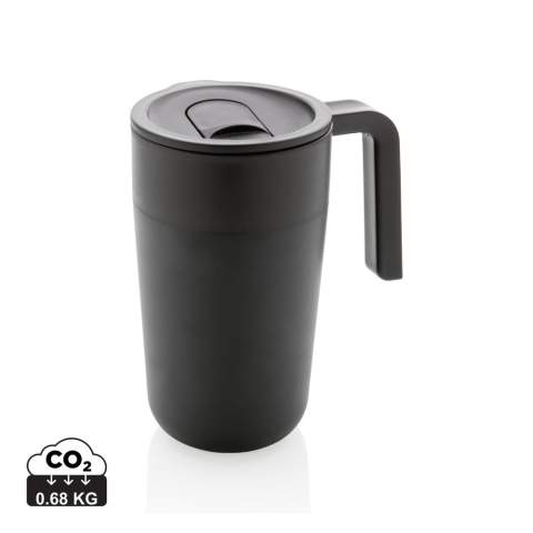 This GRS Recycled PP and stainless steel mug is spillproof and the lid with sliding closure makes this modern mug perfect for enjoying your favourite beverages on the go. Made with GRS certified recycled materials. The inner, lid and handle of the bottle is made from 100% GRS certified PP. GRS certification ensures a completely certified supply chain of the recycled materials. Total recycled content: 60% based on total item weight. BPA free. Capacity 480ml. Including FSC®-certified kraft packaging.<br /><br />HoursHot: 2<br />HoursCold: 4