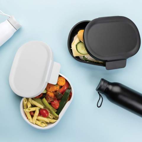 Introducing the Atlas RCS Recycled Plastic Lunchbox - lower impact, 700ml capacity, perfect for meals on the go! Start eating from lower impact lunch boxes today.It's made with RCS (Recycled Claim Standard) certified recycled materials, ensuring a fully certified supply chain of recycled materials. With a total recycled content of 62% based on the total item weight, it's eco-friendly and BPA-free. Including FSC®-certified kraft packaging, you can even repurpose the box as a phone holder, pencil holder, or flower pot!