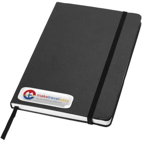 Ce carnet de notes cartonné au design classique exclusif (A5) avec fermeture élastique et 80 feuilles (80 g) de papier ligné est idéal pour l'écriture et le partage de notes. Dispose d'une poche extensible à l'arrière pour garder de petits notes. Avec présentation dans étui cadeau Journalbooks.