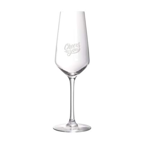 Hochwertige Champagnerflöte. Die moderne Form strahlt Stil und Klasse aus. Das perfekte Glas, um eine besondere Flasche Champagner zu servieren. Ideal für den Einsatz in der Gastronomie und bei besonderen Anlässen. Hergestellt in Europa.