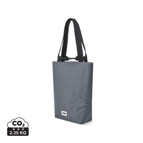 This spacious 16L bag is designed to handle anything your day brings. With an insulated inner compartment, it keeps cold or wet items separate—perfect for a beach trip, a picnic in the park, or even an overnight stay. The bag is made from fabric using 13 recycled plastic bottles and features reinforced stitching and an extra-wide, comfortable shoulder strap, making it strong enough for heavy groceries or a few bottles of wine. It’s 100% leakproof thanks to welded seams and a sealed zip, and it’s both sturdy and versatile. Available in four colours, it also pairs perfectly with a matching lunch bag. The interior includes a split compartment to separate cool or damp contents, and there’s an inner pocket for easy access to your essentials. A water-resistant reinforced base ensures durability on any surface, while the water-repellent insulated lining is easy to wipe clean. It even fits laptops up to 40 cm.