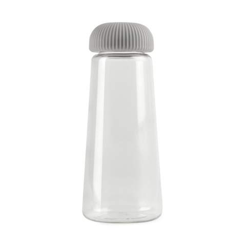 Our unique cone-shaped drinkware, designed for style and comfort, features a grip-friendly lid and an ergonomic shape for an easy hold. The RCS-certified recycled PET body showcases a commitment to responsible material sourcing, with 66% recycled content based on the overall product weight. The innovative design provides increased stability and a visually appealing look. This practical drinkware solution appeals to those who value smart design and a mindful approach to materials. Cold drinks only. Handwash only. Including FSC®-certified kraft packaging.