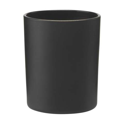 Bougie parfumée Wooosh Classic Jasmine décorative moulée dans un verre coloré avec une belle finition mate et scellée avec un couvercle en bois décoratif. La bougie parfumée est fabriquée à partir de cire de soja écologique avec 5% d'huile de parfum aromatique. Allumez la bougie et découvrez l'arôme floral puissant et la douceur du jasmin blanc. Cette fleur a un parfum particulier, distinct, avec une combinaison de notes sucrées, épicées et musquées qui remplissent la pièce où la bougie brûle. Cette luxueuse bougie parfumée, avec env. 10 heures de combustion, s'adapte à tous les environnements et apporte une atmosphère relaxante à toutes les ambiances. Le cadeau parfait pour toute occasion. Par pièce dans une Wooosh boîte cadeau luxueuse.