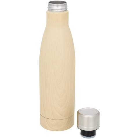 Mit der Kupfer-Vakuum Isolierflasche Vasa bleiben Ihre Getränke 12 Stunden lang heiß oder 48 Stunden lang kalt. Der doppelwandige Edelstahlbehälter mit Vakuumisolierung und verkupferter Innenwand hält Ihr Getränk je nach Bedarf heiß oder kalt. Die Flasche hat eine natürliche Holzoptik. Die Flasche ist BPA-frei und nach dem deutschen Lebensmittel- und Futtermittelgesetzbuch (LFGB) sowie nach REACH auf Phthalate geprüft und zugelassen. Fassungsvermögen: 500 ml. Geliefert in einer Geschenkbox.