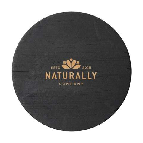 Bougie parfumée Wooosh Classic Jasmine décorative moulée dans un verre coloré avec une belle finition mate et scellée avec un couvercle en bois décoratif. La bougie parfumée est fabriquée à partir de cire de soja écologique avec 5% d'huile de parfum aromatique. Allumez la bougie et découvrez l'arôme floral puissant et la douceur du jasmin blanc. Cette fleur a un parfum particulier, distinct, avec une combinaison de notes sucrées, épicées et musquées qui remplissent la pièce où la bougie brûle. Cette luxueuse bougie parfumée, avec env. 10 heures de combustion, s'adapte à tous les environnements et apporte une atmosphère relaxante à toutes les ambiances. Le cadeau parfait pour toute occasion. Par pièce dans une Wooosh boîte cadeau luxueuse.
