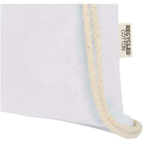 The Oregon drawstring bag made from 100% GRS certified recycled cotton is easy to hand out as a gift to promote your brand or marketing campaign. This lightweight bag is budget-friendly, easy to carry on the back or on the shoulder and offers enough space for adding a logo or other messages. The drawstring makes it easy to open and close, and the 140 g/m² cotton material is strong and durable. Large main compartment with cotton drawstring closure. Resistance up to 5 kg weight.