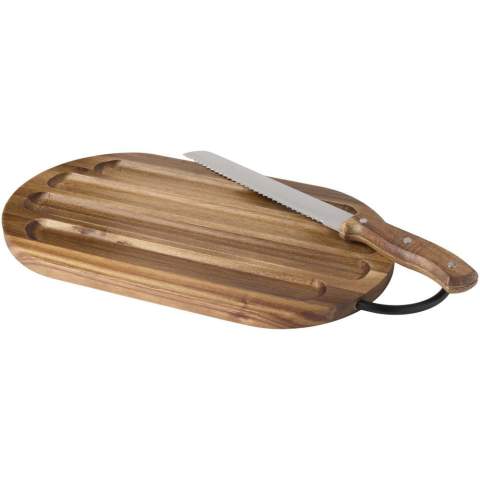 The Prestige chopping board with knife combines natural beauty with everyday functionality. Made from durable acacia wood, the board offers a sturdy surface for slicing and serving bread. The included knife delivers clean, precise cuts, making it easy to serve guests or enjoy fresh bread at home. With its elegant wood grain and timeless design, it’s a stylish addition to any kitchen or dining table.