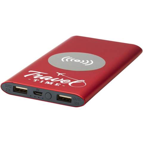 8000 mAh Powerbank mit Aluminiumgehäuse. Unterstützt kabelloses Laden mit 5 W und wird auch mit Mikro-USB-Ausgang geliefert, um das Aufladen per Kabel zu ermöglichen. Mit dem 8000 mAh Lithium-Polymer-Akku kann ein Smartphone mehrmals vollständig aufgeladen werden. Leistungsanzeige, die jederzeit den Energiepegel anzeigt. Mikro-USB-Anschluss: 5 V/2 A Ausgang: 5 V/2A. Kabelloser Ausgang 5 W. Inklusive PVC-freiem TPE Kunststoff Ladekabel. Lieferung in einer Standard-Geschenkbox.
