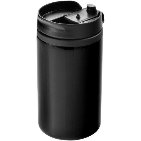 The Mojave 250 ml insulated tumbler keeps hot drinks warm for a longer period. Thanks to its solid but sleek design, any logo placed on this tumbler catches the eye. The combination of PP plastic and stainless steel makes the Mojave a strong tumbler that resists corrosion and is easy to clean. The twist-on lid ensures smooth opening and closing of the tumbler, and makes the beverage easy to drink.