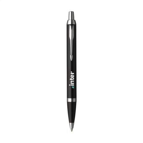 Blue ink ballpoint pen by Parker with a sleek, tapered shape and exclusive design. The brass barrel, combined with a black plastic front section and high-gloss stainless steel accents, creates an elegant appearance. With the iconic arrow clip. The pen is fitted with a Parker refill for a smooth writing experience. Ideal as a personal gift and perfect for daily use. Supplied in a Parker gift box. Made in Europe. Packed individually.