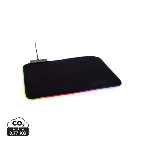 Word een gaming hero met deze RGB gaming-muismat. Het oppervlak met lage wrijving zorgt voor snelle en nauwkeurige tracking voor zowel optische als lasersensor. De nylon muismat is extra dik, dus zorg voor volledige controle en comfort tijdens je gamesessies. Met antislipsteun om zelfs bij verhitte gamemomenten op zijn plaats te blijven. Met geïntegreerde RGB-verlichting die in 15 verschillende standen kan worden ingesteld. Met 180 cm slijtvaste geweven kabel voor extra langdurig gebruik. De RGB-lamp kan worden bediend door middel van aanraakbediening. Input: 5V. Artikel en kabel zijn PVC-vrij.<br /><br />PVC free: true