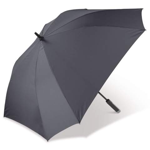 Optez pour le style avec ce grand et luxueux parapluie. Son design carré frappant crée une plus grande surface et est assez grand pour deux personnes. Le cadre est en fibre de verre et résistant au vent.