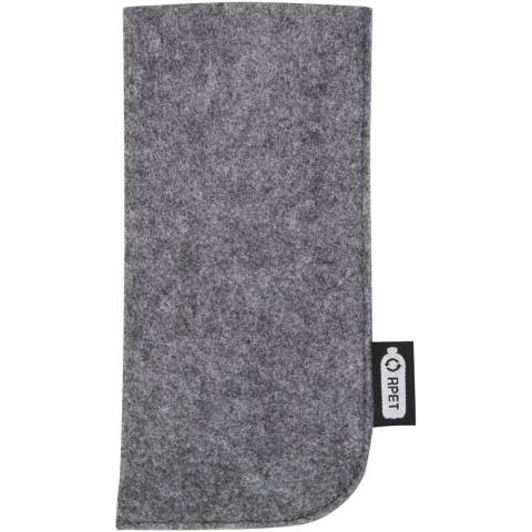 Neat glasses/sunglasses pouch made of soft and durable high-quality GRS certified recycled felt. Features an open pocket to easily slide in your glasses for protection when not used.