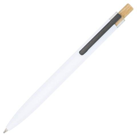 Le stylo à bille Kalmar offre un design élégant pour une expérience d'écriture fluide et fiable. Fabriqué à partir d'aluminium recyclé, il offre un agréable toucher et un poids satisfaisant dans votre main lorsque vous écrivez.