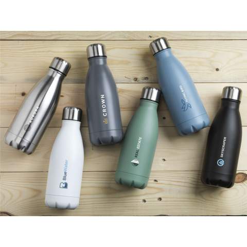 Enkelwandige, RVS waterfles met lekvrije schroefdop. Niet vaatwasserbestendig. Inhoud 500 ml. Per stuk in kraft doos.