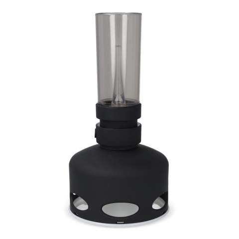 This atmospheric LED lamp combines the nostalgic look of a classic oil lamp with the benefits of modern technology. The elegant, vintage design is perfect for anyone who loves a warm, cozy atmosphere, whether you are indoors, sitting in the garden or staying at the campsite.
Be surprised by the built-in gadget: you can blow out this lamp just like in the old days! Simply blow into the hole under the glass and the lamp will go out, just like a candle. This detail makes the lamp extra special. With energy-efficient LED lighting that is soft and safe for the eyes, and a rechargeable battery that can be taken anywhere, this lamp offers ultimate convenience. You can easily charge it with the included USB-C cable. This way you are always assured of atmospheric lighting, wherever you are. Perfect for any room and every adventure. The ideal mix of nostalgia and modern comfort!

