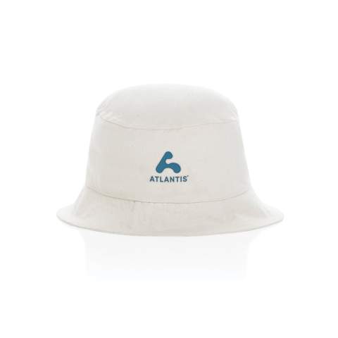 Chapeau Impact Aware™ en toile 285gsm recyclé et non teinté est un modèle intemporel et en forme de cloche. Ce bob protège votre tête du soleil, est agréable à porter et égaye vos tenues. La toile recyclée est non teintée et utilisée sous sa forme brute, sans produits chimiques issus de la teinture ou du blanchiment. Avec le traceur AWARE™ qui valide l'utilisation authentique de matériaux recyclés. 2 % des recettes de chaque produit Impact vendu seront reversés à Water.org. Composition 70% coton recyclé, 30% polyester recyclé. Circonférence de 58 à 60 cm, taille unique.