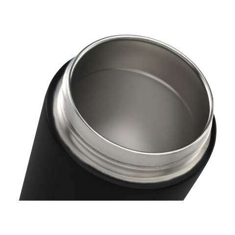 Thermobecher der Marke Kambukka® aus 18/8 Edelstahl. Ein schickes, einfaches und elegantes Design, das zu jedem passt. • praktischer Switch-Deckel mit 2 Positionen: offen und geschlossen für optimale Benutzerfreundlichkeit und ein intelligentes Design, das Auslaufen verhindert • hervorragende Qualität • hält Getränke bis zu 5 Stunden warm und bis zu 11 Stunden kalt • dank Snapclean® leicht zu reinigen: entfernen Sie den inneren, spülmaschinenfesten Mechanismus in einer Bewegung • Universalverschluss: passt auch auf andere Kambukka® Wasserflaschen • der Verschluss ist spülmaschinengeeignet - den Becher mit der Hand spülen • 100% auslaufsicher • praktisch und klein • Fassungsvermögen 300 ml.      LAGERBESTANDSINFORMATION: Bis zu 1.000 Stück innerhalb von 10 Arbeitstagen verfügbar. Ausnahmen vorbehalten.