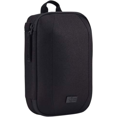 The Case Logic Invigo accessories bag has space for cables, earbuds, adapters, and other personal items. It is great to use in a larger bag or on its own. This bag is made with a 100% recycled 600D polyester exterior and 150D polyester lining. Featuring multiple pockets and elastic loops to store passport, pens, chargers, and much more.